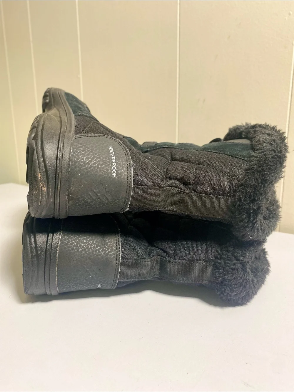 Columbia Ice Maiden II Women Waterproof Winter Boots Size 9 Black Leather Laceup